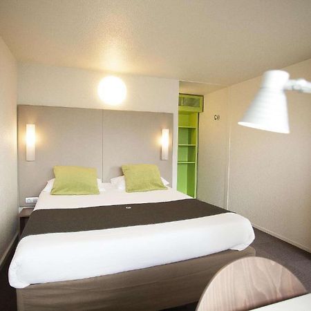 Campanile Pontarlier Hotel Екстериор снимка